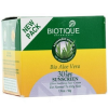 Солнцезащитный и омолаживающий крем для лица SPF 30 Biotique Bio Aloe Vera